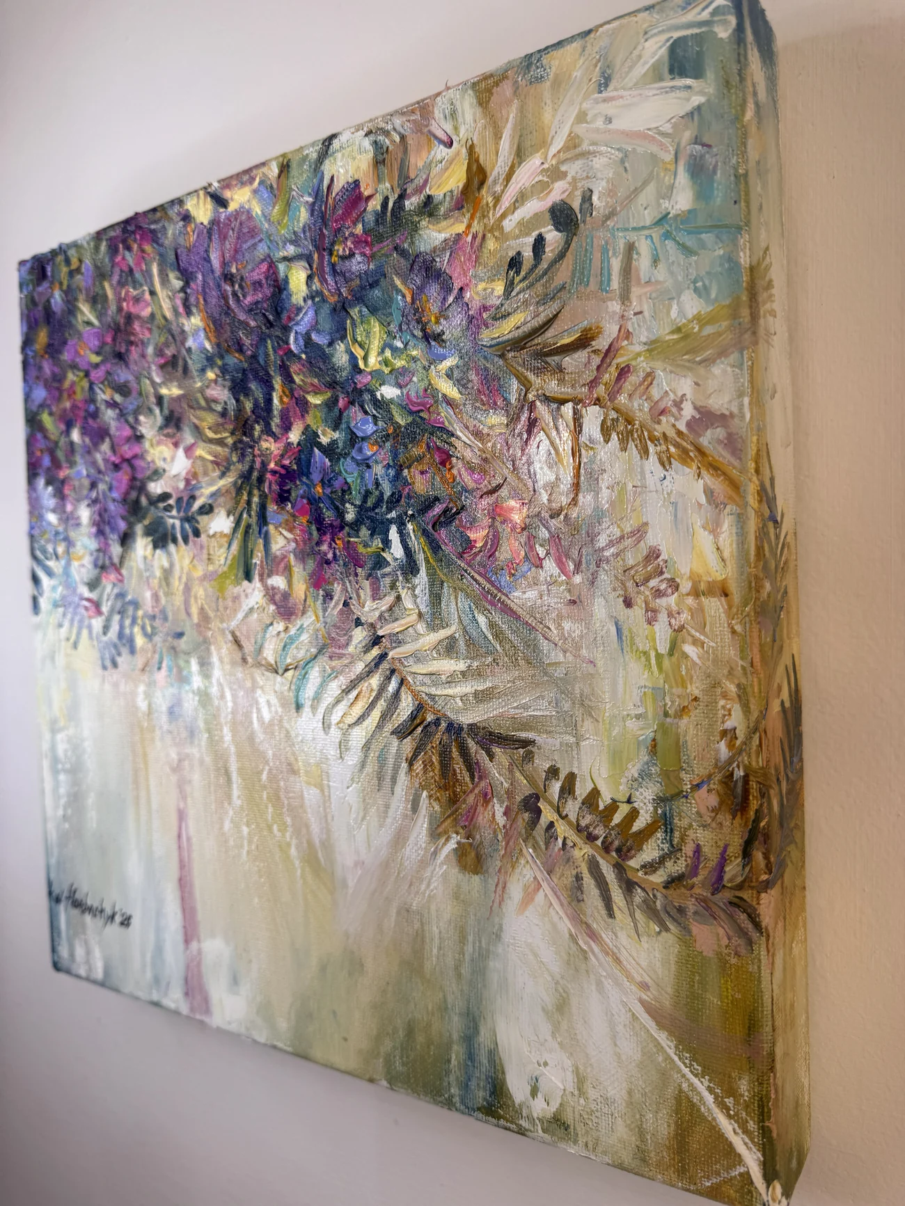 Petal — detail 2